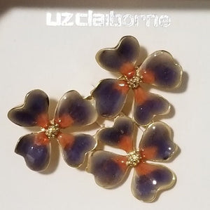 NWOT Triple Flower Liz Claiborne Pin Brooch - Sparkle by Melanie Boutique