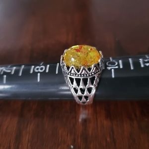 Vintage Faux Amber Specked Stone Ring Sz 9